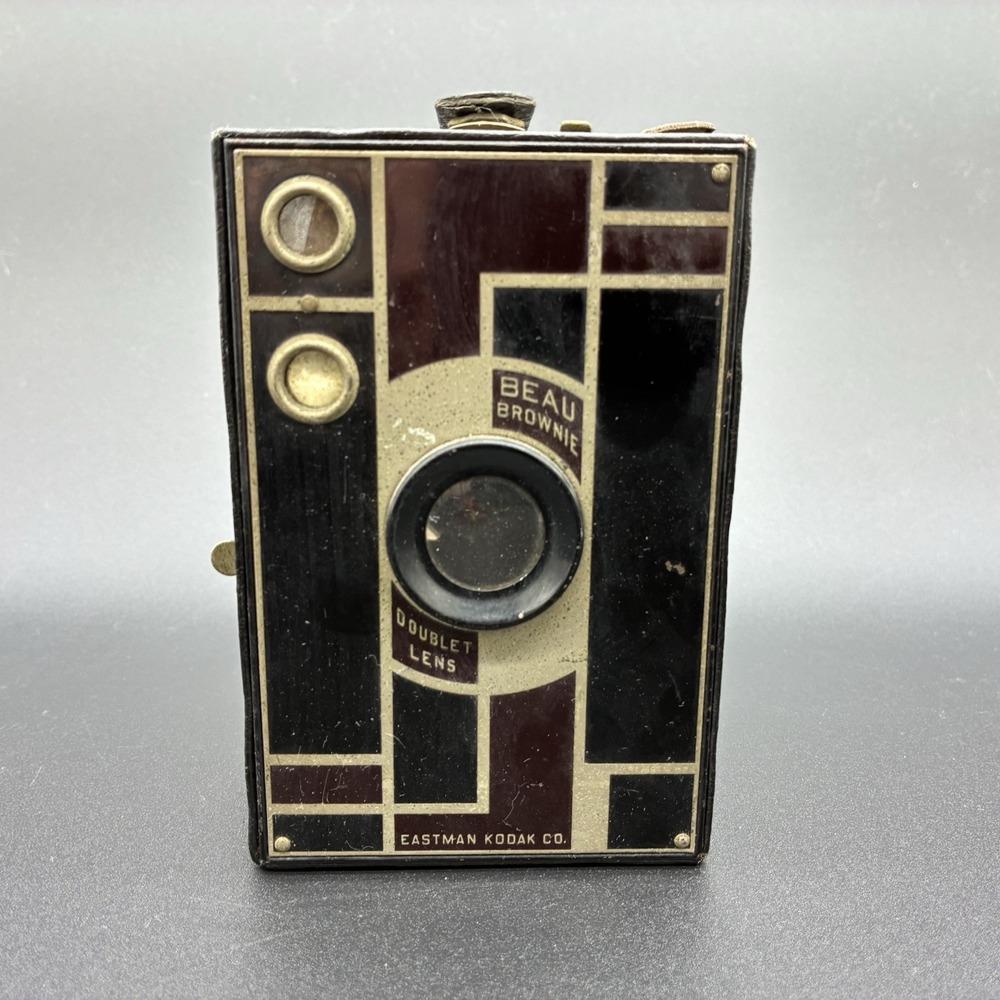 Vintage Kodak No. 2A Beau Brownie Art Deco Box Camera Black Shutter Works